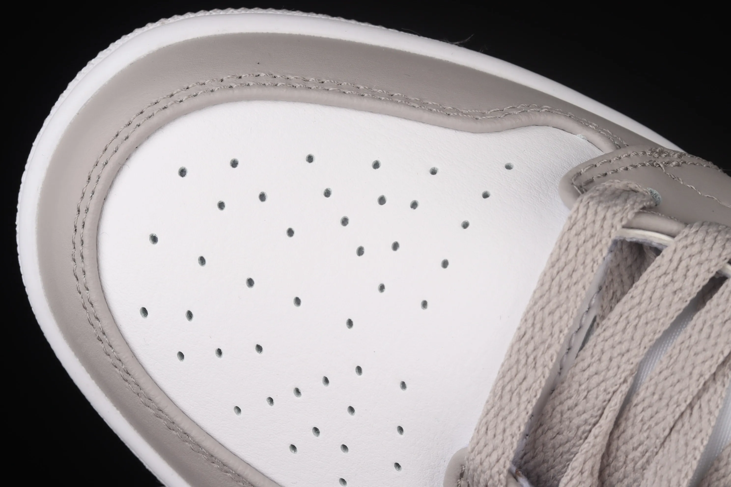All Categories Air Jordan Jordan Series Basketball Shoes Air Jordan 1 Mid Air Jordan 1 Mid AJ1 Joe 1 Middle Linen College Gray Mid-top Basketball Shoes 554724-082